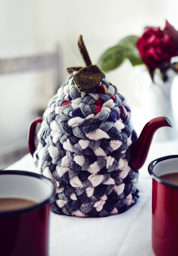 How to make a tea cosy Sarah Moore craft projects