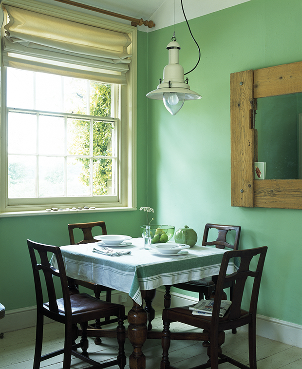 Learn how to decorate with these golden rules of decorating